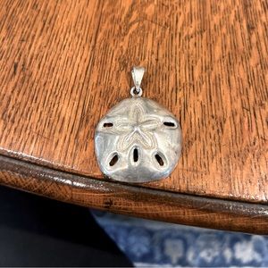 Sterling Silver Sand Dollar pendant. 16 grams of 925